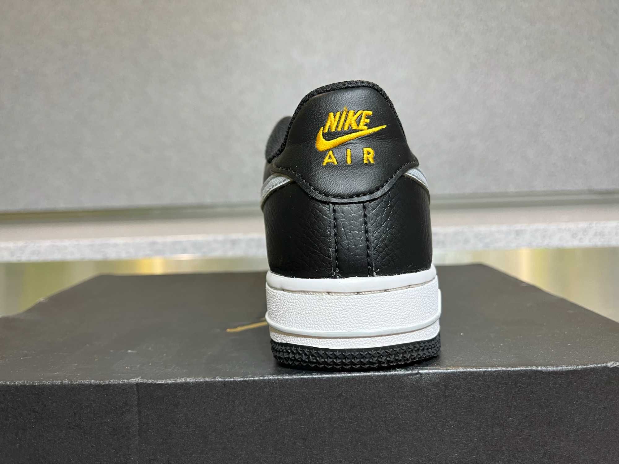 ОРИГИНАЛНИ *** Nike Air Force 1 Low Black Wolf Grey Gold Mini Swoosh