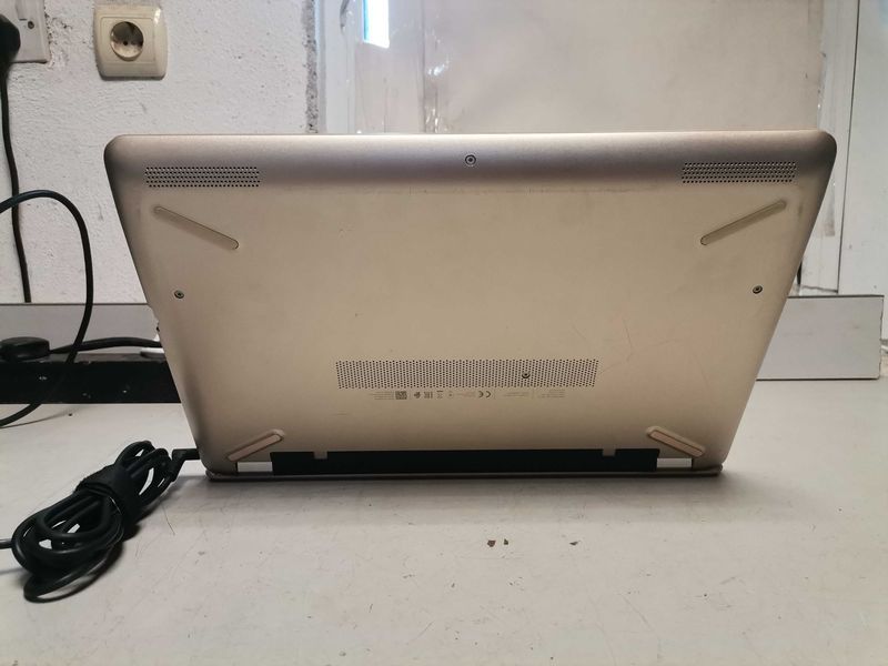 Лаптоп - HP 3168 NGW / i5-8250U