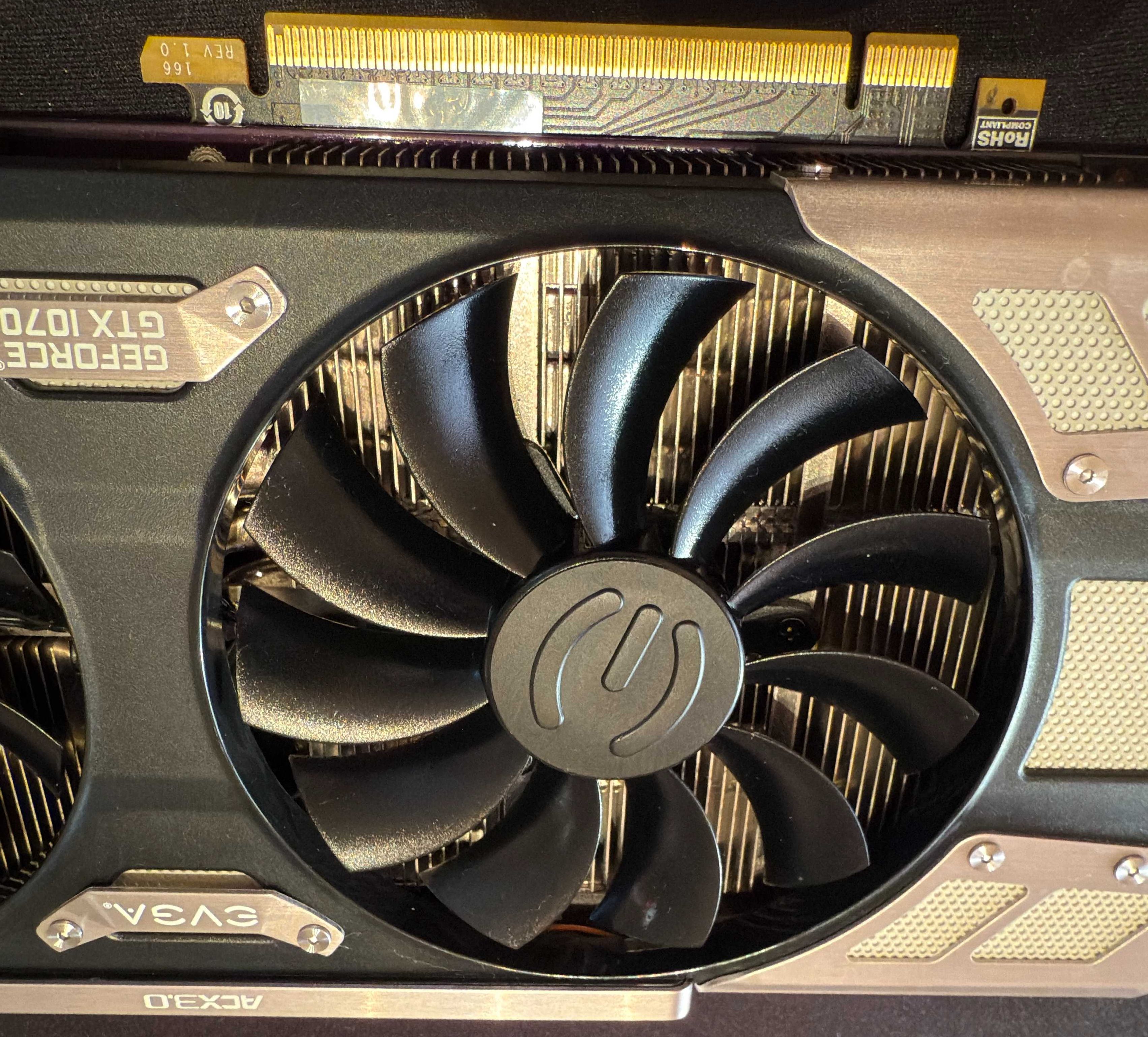 Видео карта GPU EVGA GTX 1070 FTW ACX 3.0 8gb gddr5 DP/DVI/HDMI