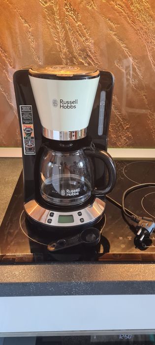 Cafetiera (filtru cafea) Russell Hobbs Colours Plus 24033-56 negru/cre