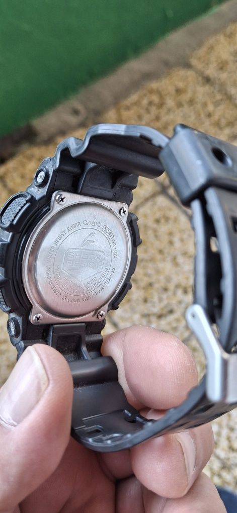Часовник Casio g-shock