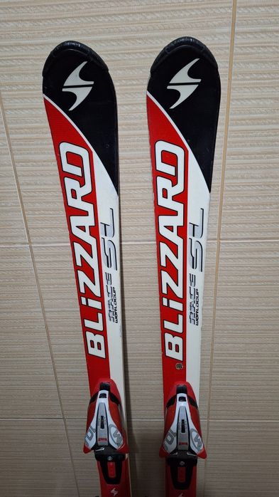 Schiuri Blizzard SL 140cm