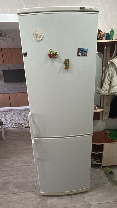 Продам холодильник