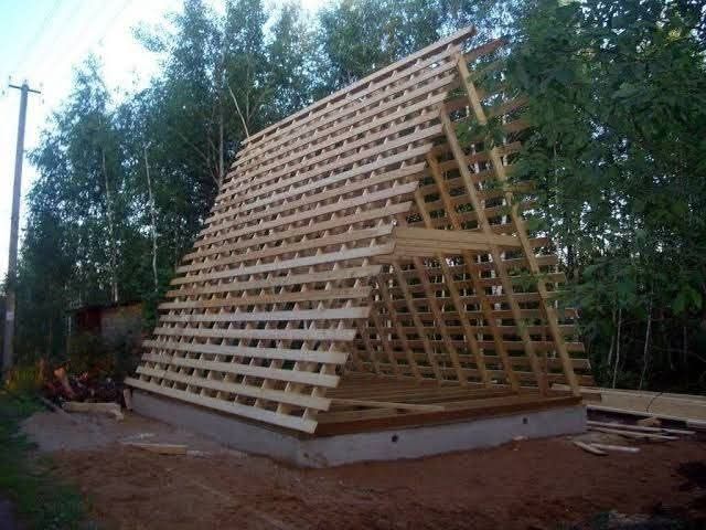 Vand casa din lemn, o cabana, un foișor sau o casuta de vacanta,,, sun