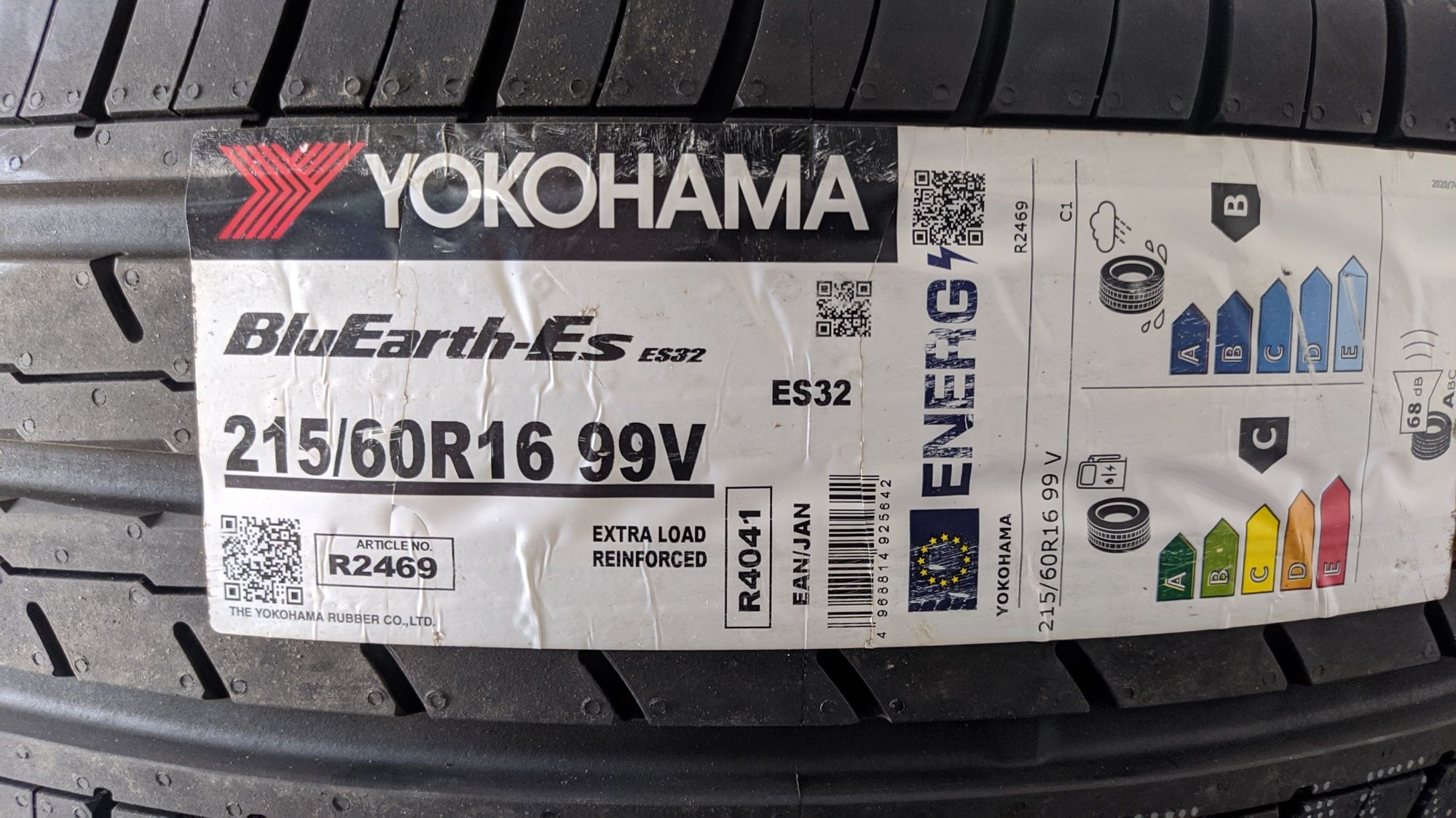 Yokohama 215/60R16 ES32 99V