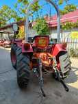 Tractoraș cu freza și plug.