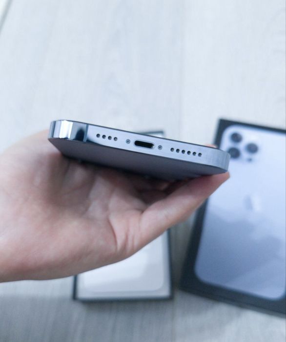 iPhone 13 pro max 256 GB