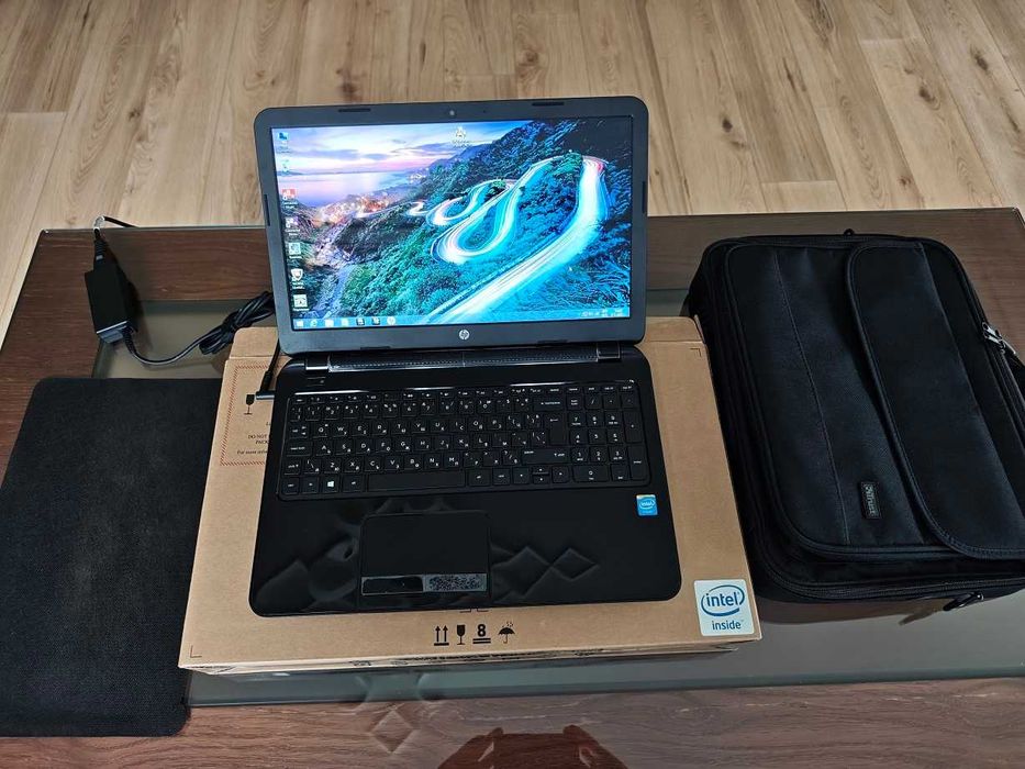 лаптоп HP 15-r150nu