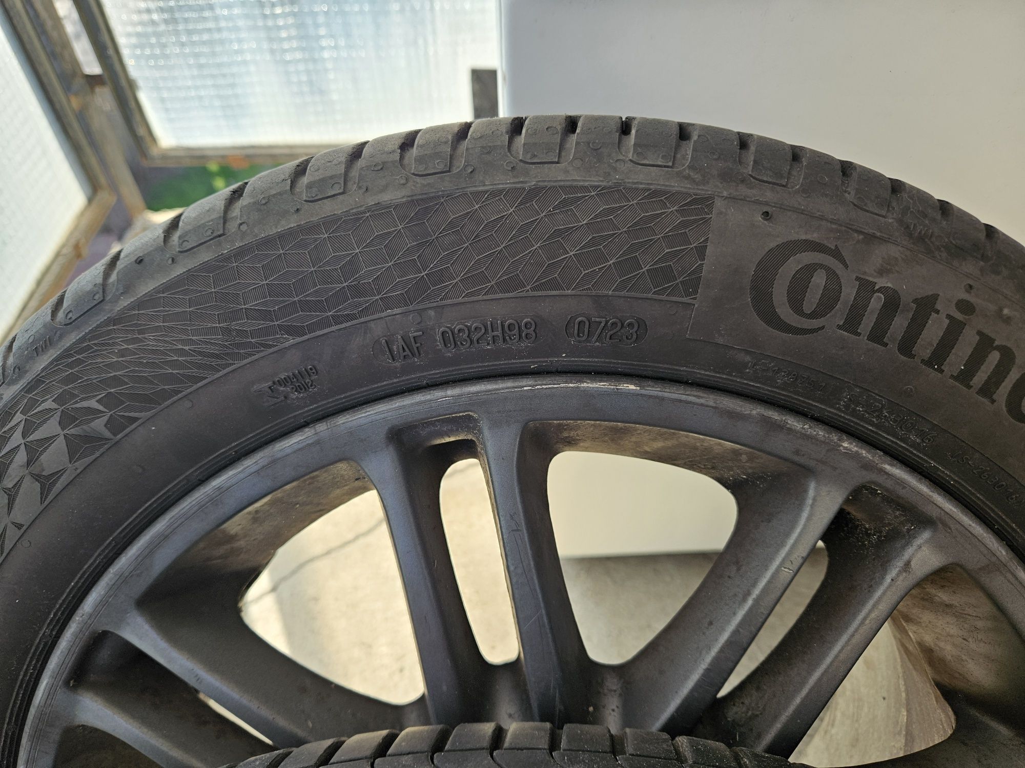 Continental UltraContact 6 - 195/50R15