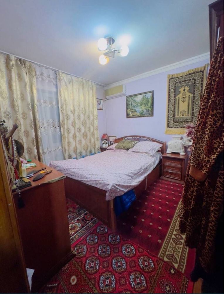 Продается 2-комнатная в Яккасарайском районе, 1-этаж,  возле МВД