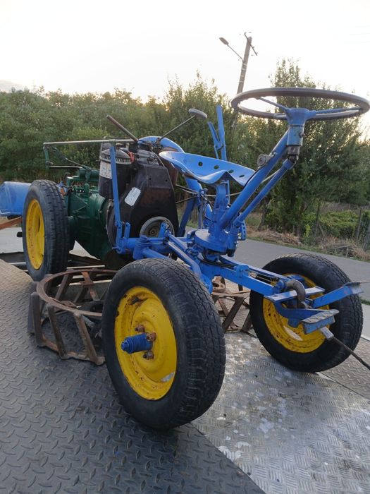 Tractoras motocultor ferari diesel 18 cai freza roti fier