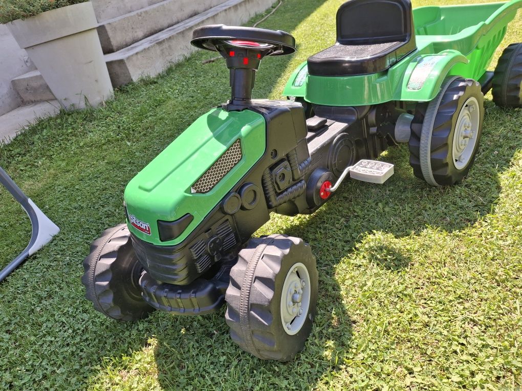 Tractor cu pedale si remorca pentru copii Pilsan, verde