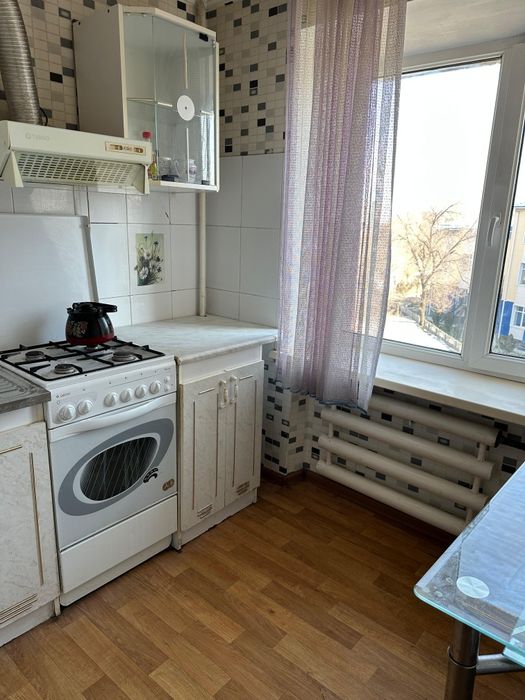 Сдам в аренду 2-х комн кв в самом центре на долгий срок