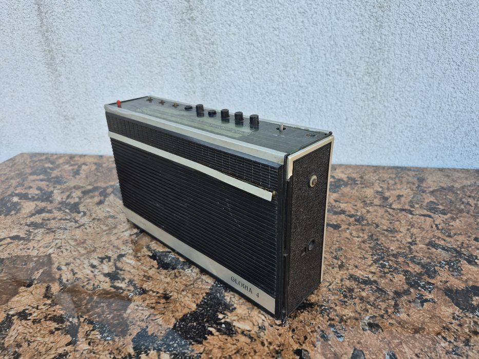 Radio receptor portabil Gloria 4,RP1524- nefuncțional 

- radio este n
