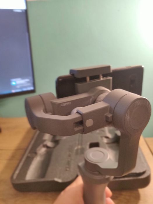 DJI Osmo Mobile 2