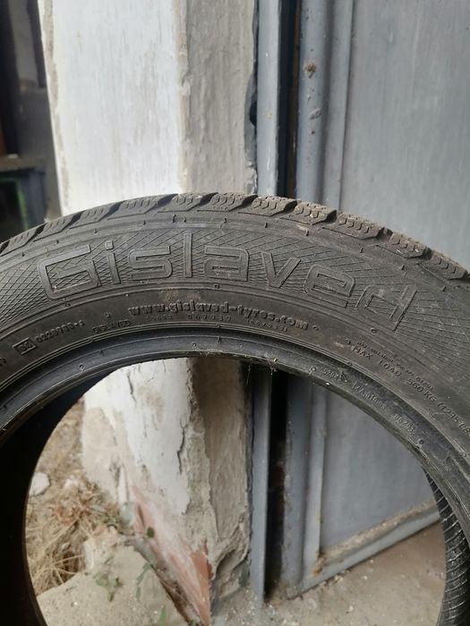 Продавам зимни гуми Гиславед