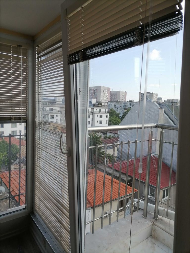 Дава се под наем Едностаен апартамент в Варна, Цветен квартал - 28 кв.м за 204 € - Снимка #6
