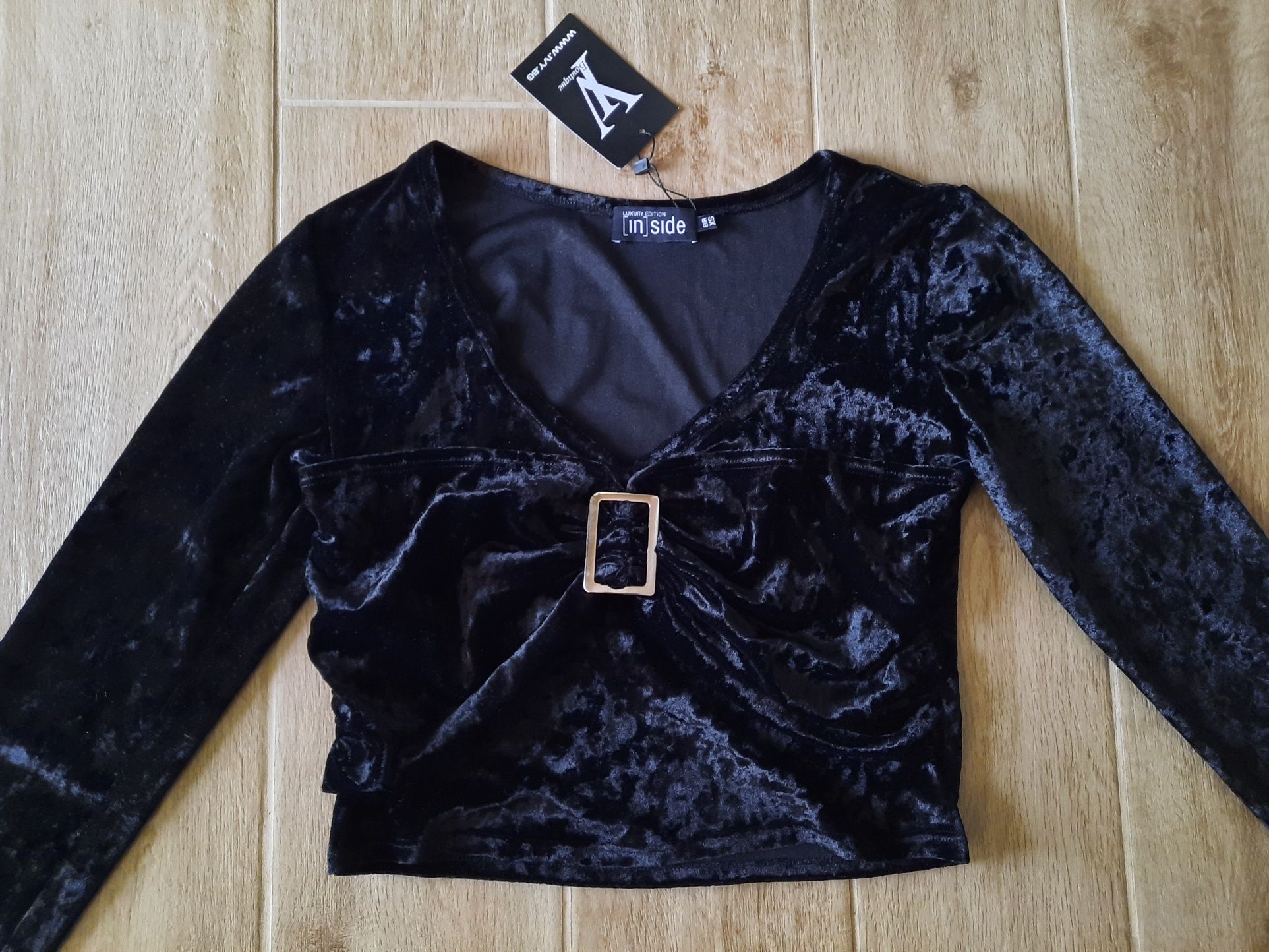 Кадифен къс топ на Ivy boutique