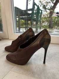 Дамски обувки на ток Burberry