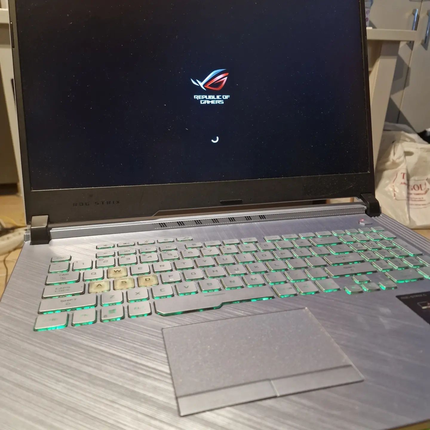 Laptop Asus Strix G731G