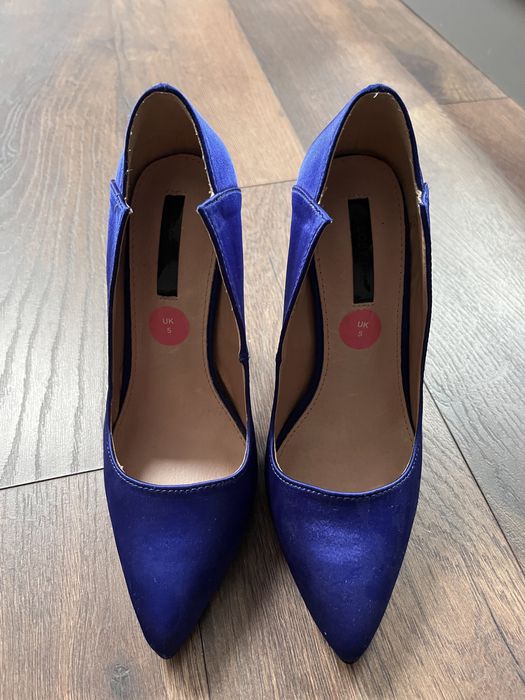 Обувки на ток