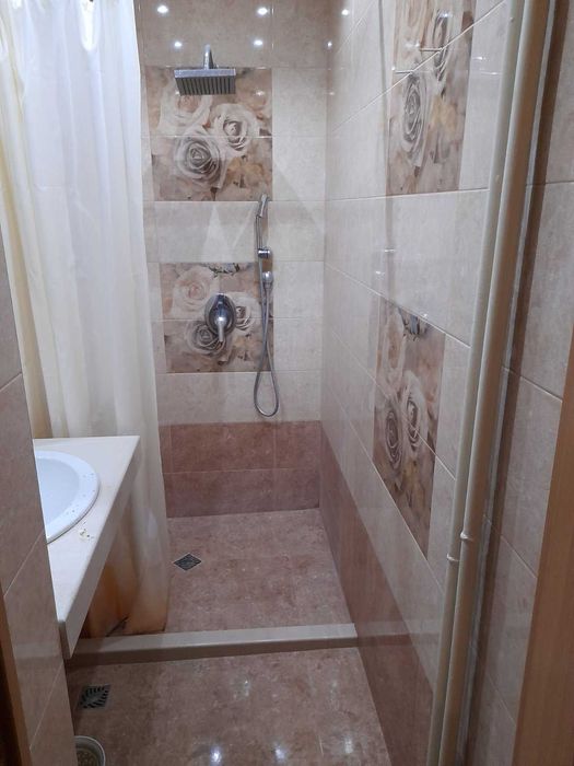 Дава се под наем Двустаен апартамент в Бургас, Славейков - 65 кв.м за 200 € - Снимка #3