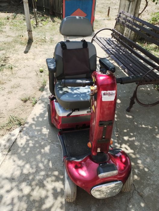 Cărucior/ Scuter electric