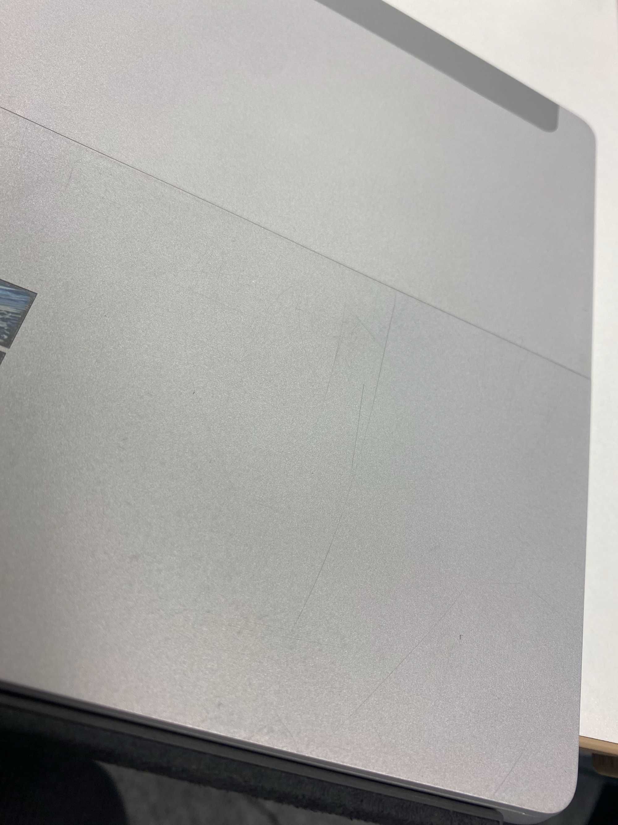 Таблет Microsoft Surface Go 3 - лицензиран win11Pro