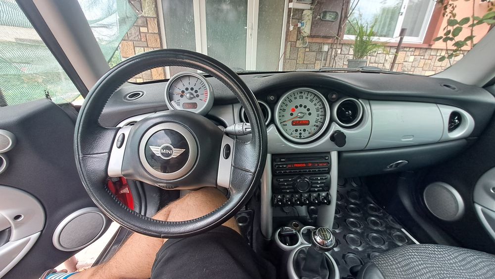 Mini Cooper 1.6i