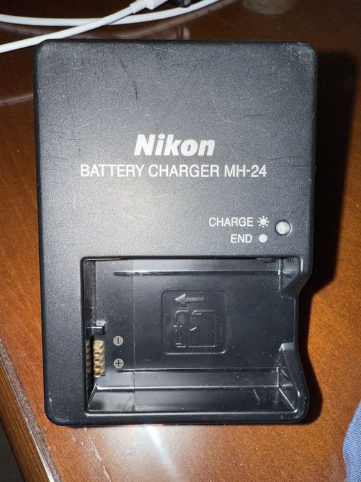 Зарядчик для фотоопарата Nikon