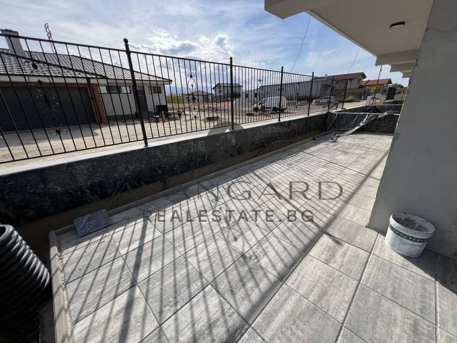 Продава се Двустаен апартамент в Пловдив, Беломорски - 131 кв.м за 1183 €/кв.м - Снимка #13