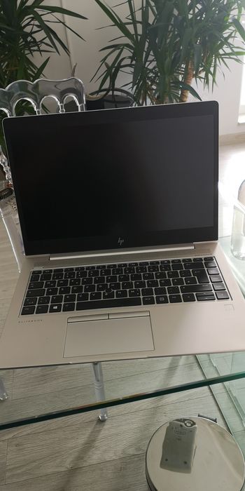 laptop elitebook AMD 7 PRO 3700U  2.30 Ghz 16 Gb RAM