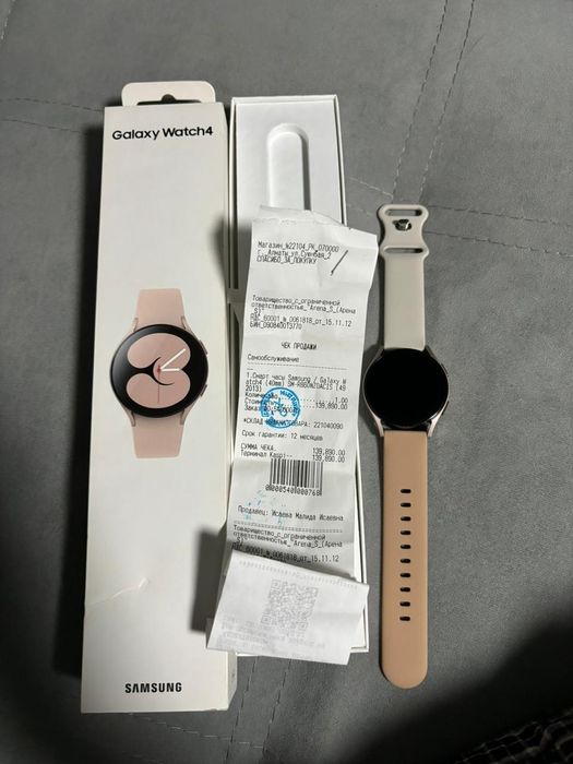 Смарт часы Samsung Watch 4