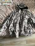 Яке на Superdry    .