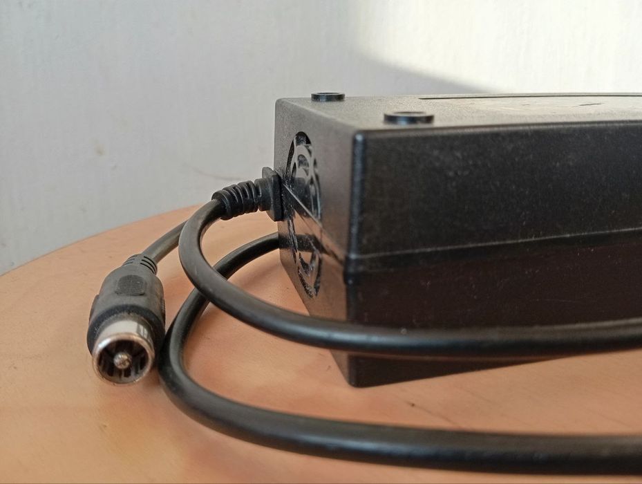 Зарядка Сотилади Скутерлар учун