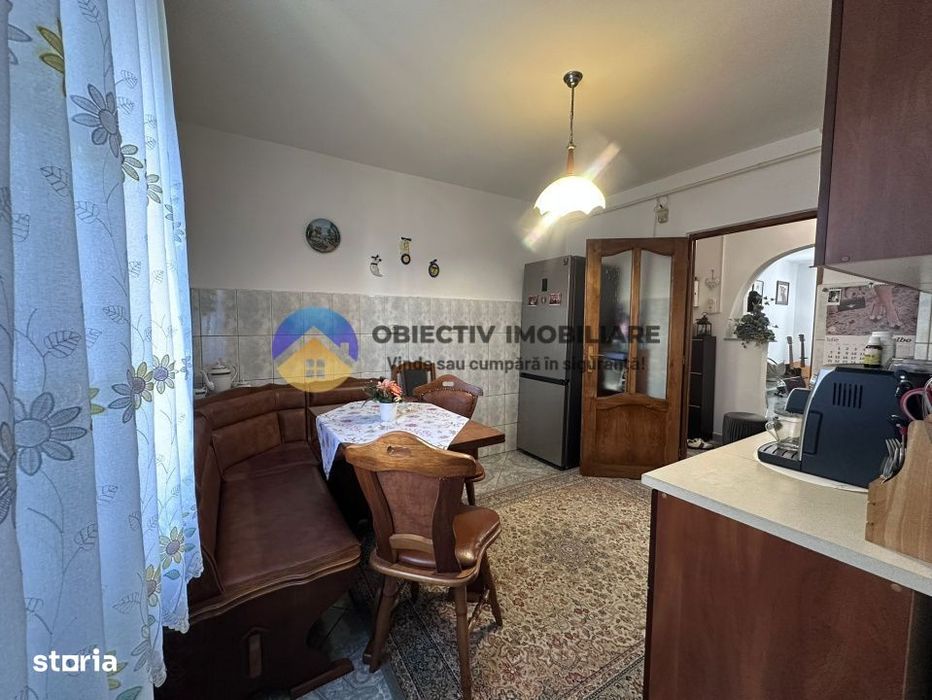 Apartament 4 camere, etaj 2- Calea Romanului
