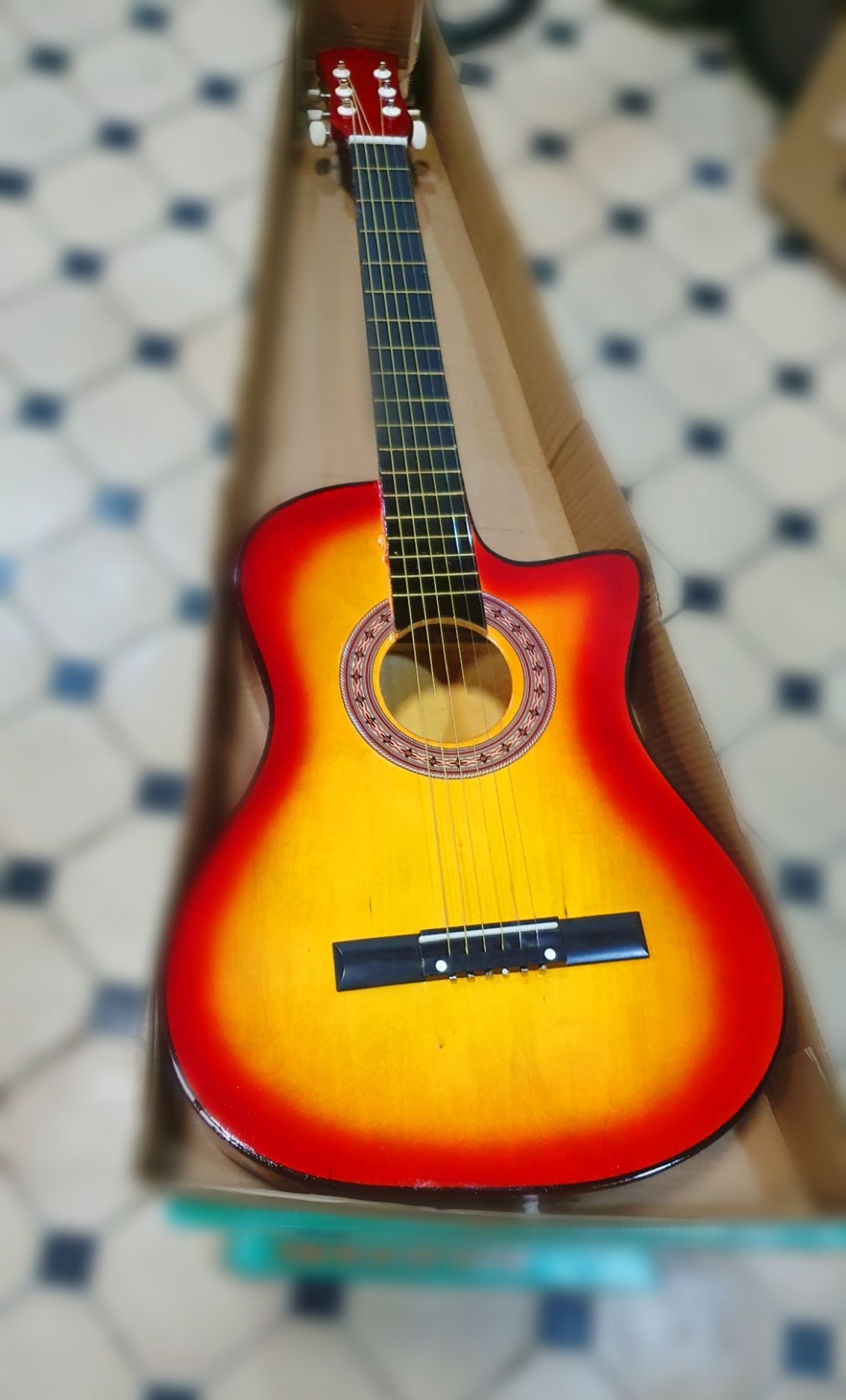" 1 Kun " Akustik Gitara   + Dastavka 5 km tekin