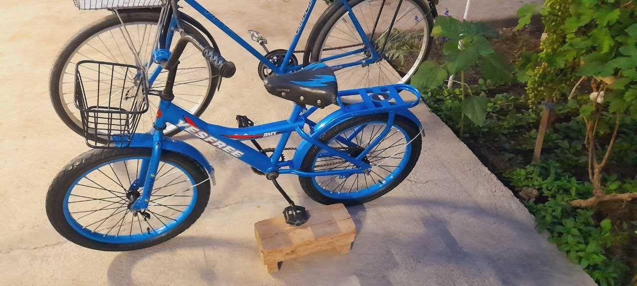 Katta va kichik velosiped sotiladi