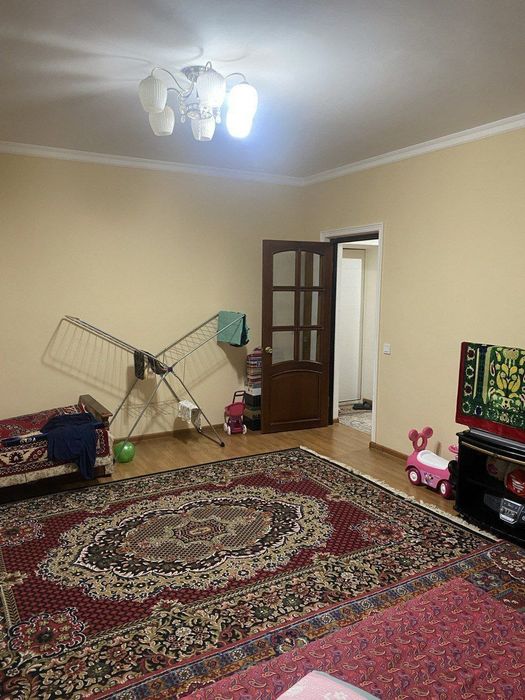 Продается Юнусабад -4  2х комнатная квартира