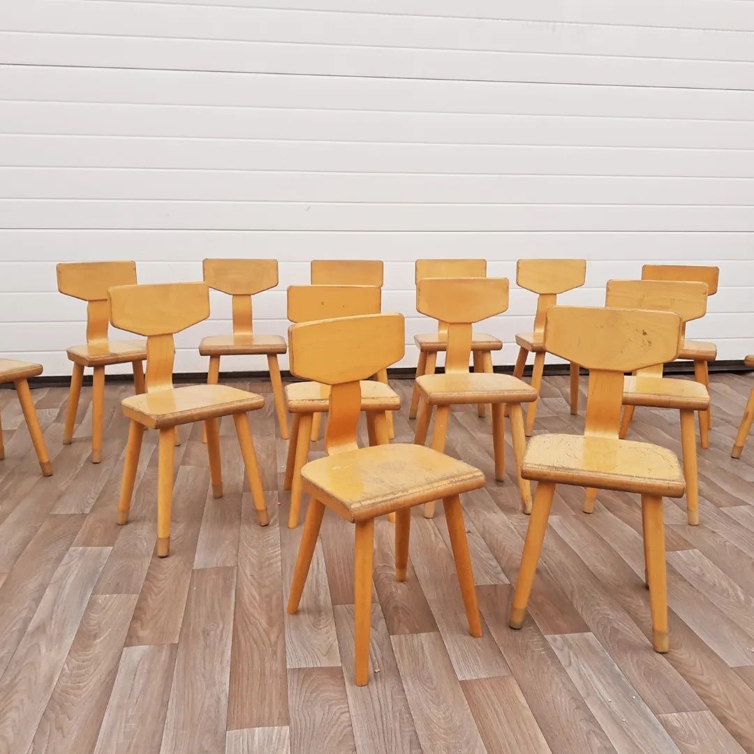 Стол от 60-те, 70-те, минималистичен, скандинавски дизайн.