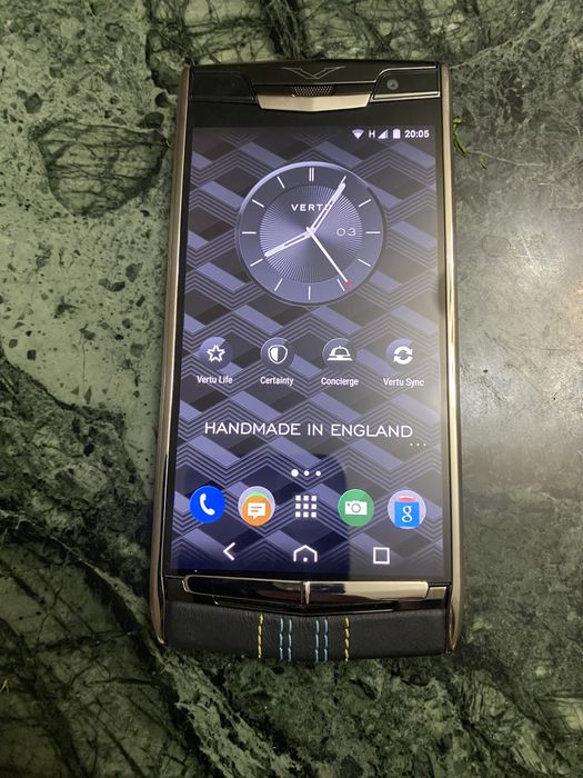 VERTU Signature Touch 2 Anniversary
