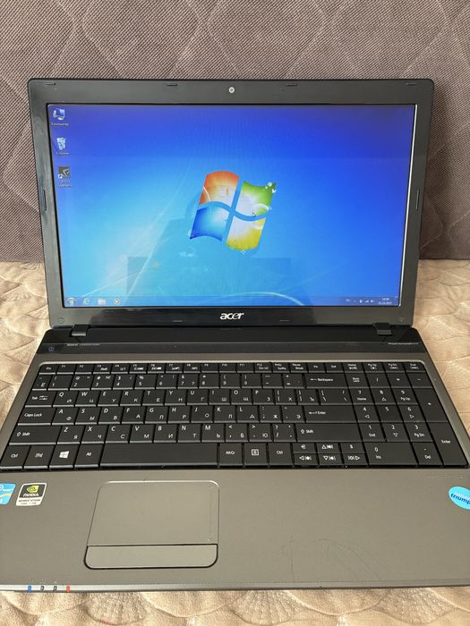 Рабочий ноутбук Acer