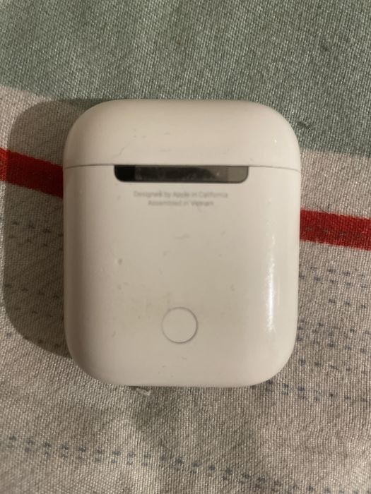 Aіrpods 2 прдаются