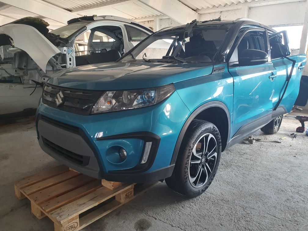 Dezmembrez Suzuki Vitara 2WD Automatic 2017 ,1.6 benzină,  euro 6