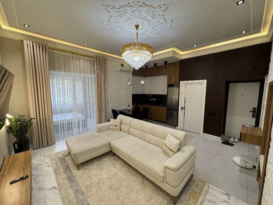 Своя 2в4/3/3 Ойбек метро с арендатором Срочно