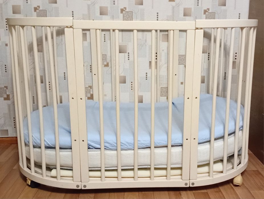 Продам кроватку-трансформер