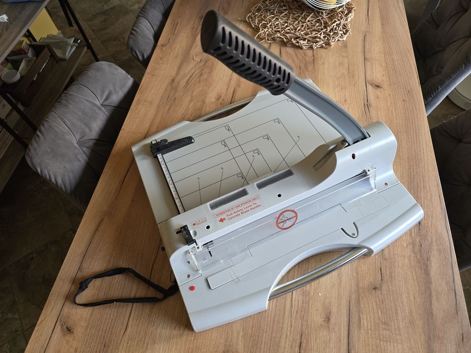 Ghilotina Kw trio 13949