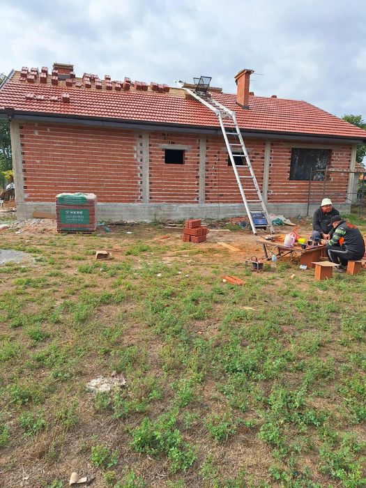 Продава се лифт покривен подемник