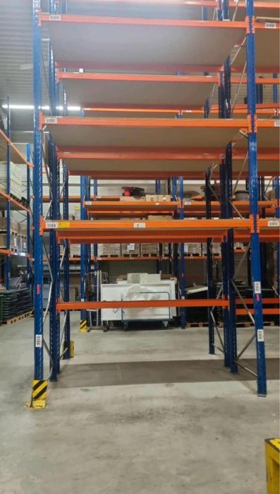 Rafturi metalice reglabile