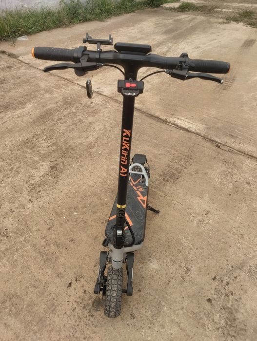 Vând trotinetă electrică kukirin A1
